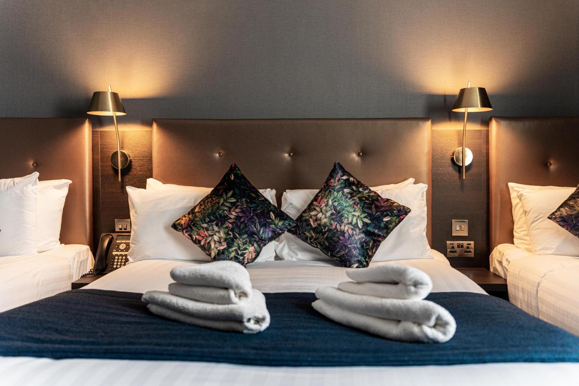 The House On Warwick Hotel London Exterior photo